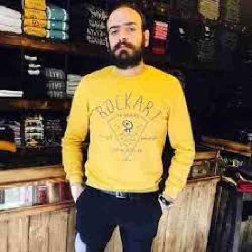 وحید فلاح اشکاری ونگ و وا او سر بیموئه